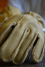 The Tuttle Glove