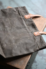 Dolly XL Tote Bag